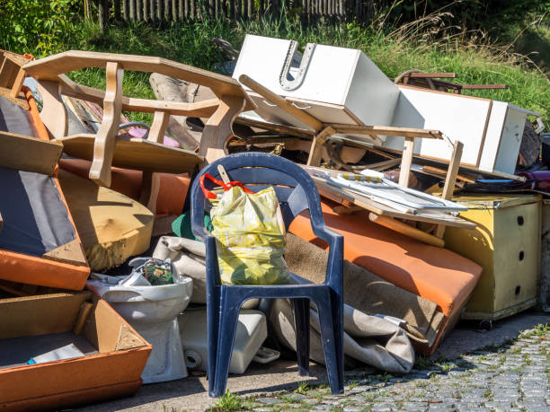 Best Commercial Cleanout Services  in Sneedville, TN