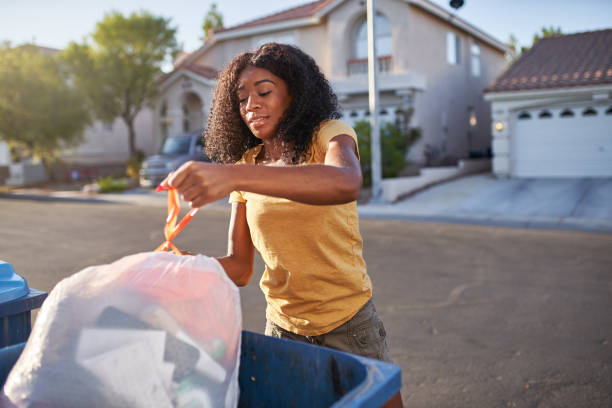 Best Garage Cleanout Services  in Sneedville, TN